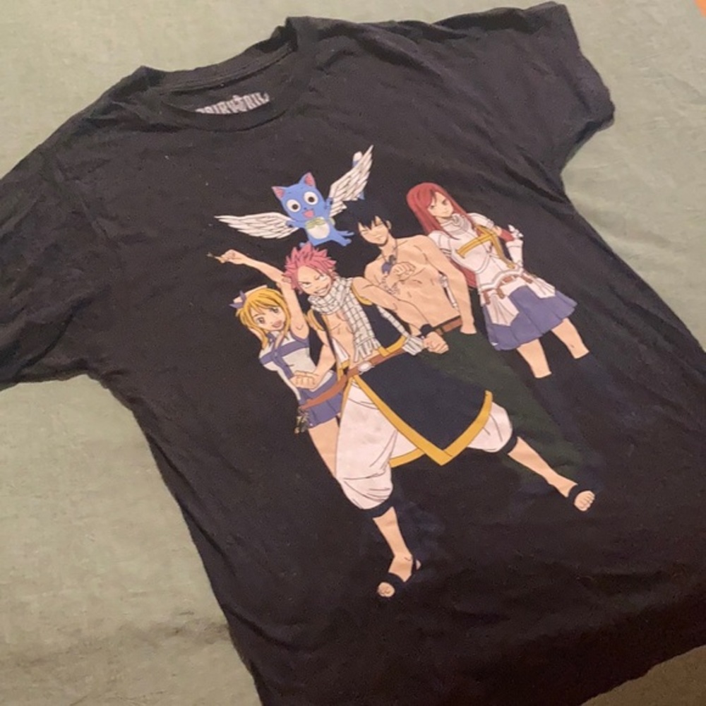 4/$20 Hot Topic Anime fairy tail Black TShirt tee shirt cotton Small
